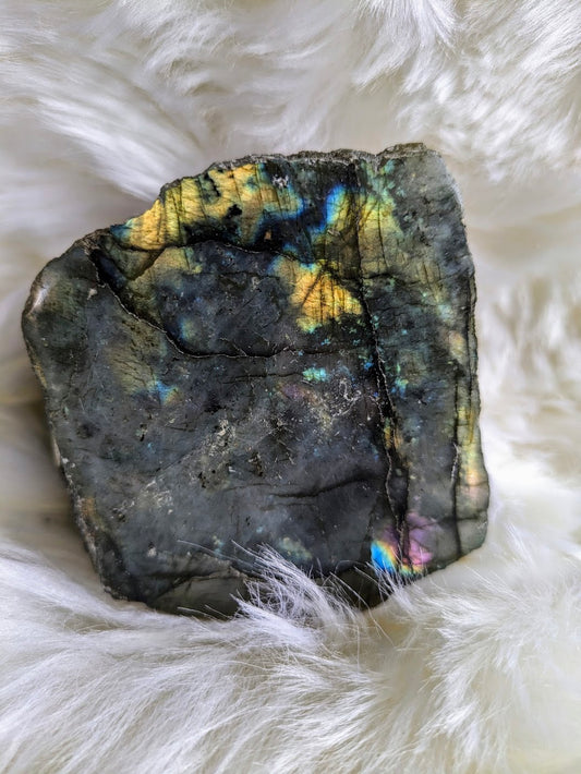 Spectroliet Labradoriet Halfgepolijste Sculptuur